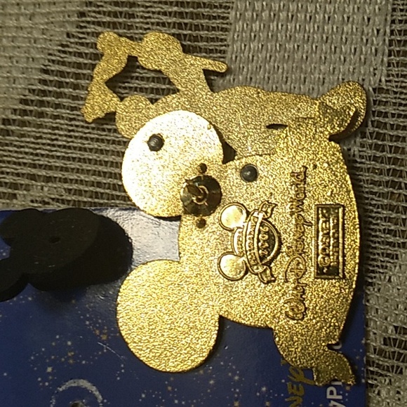 Walt Disney World "Happiest Celebration On Earth 50th" Mickey Mouse Pin - Picture 3 of 3